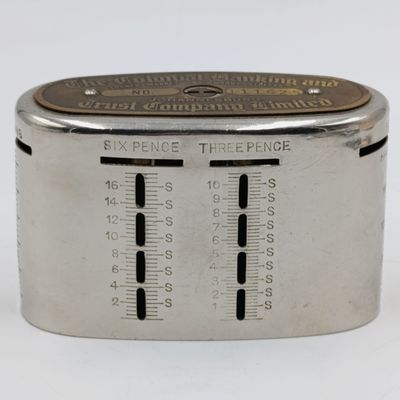The Colonial Banking and Trust Co. Vintage money box No. 111625