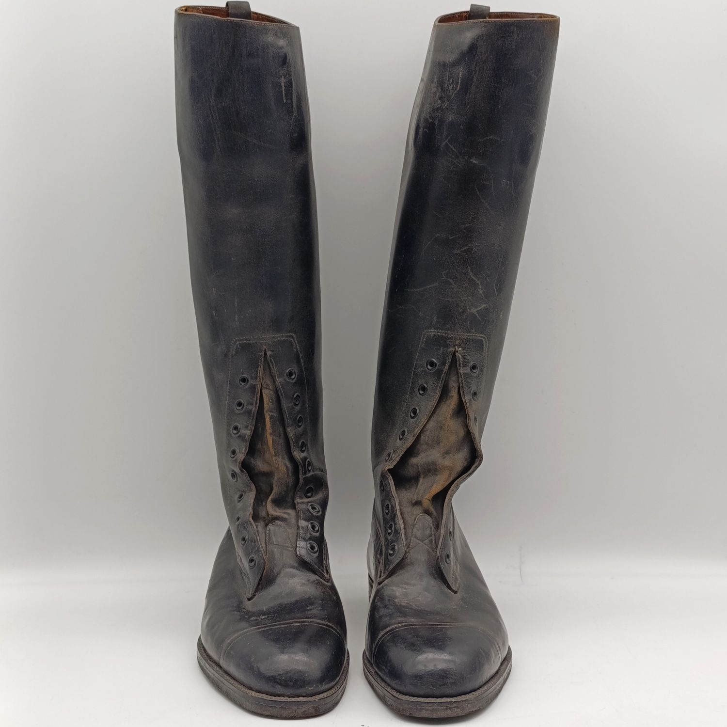 Pair of WW1 Flying Corps Officers black leather boots - looks like size 7 - As per previous owner it belonged to Sir Pierre van Ryneveld but there is no provenance