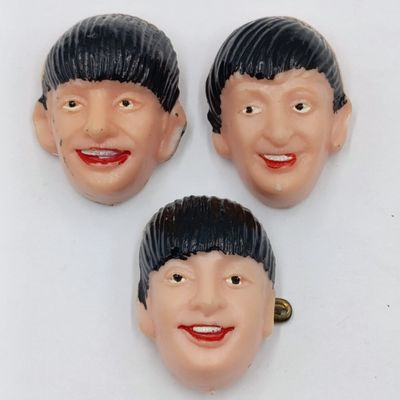 1900&#39;s Beatles Head brooches (3 out of 4)