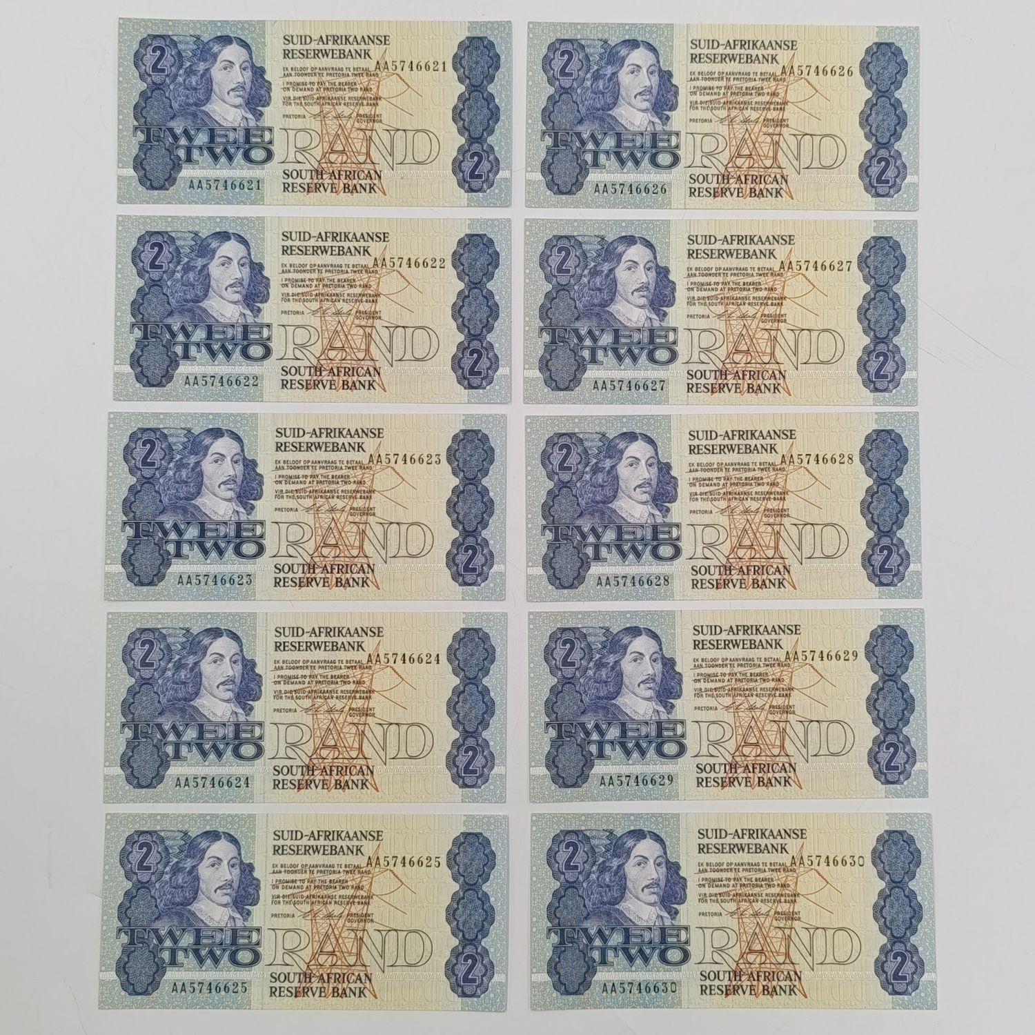 South Africa CL Stals lot of 10xR2 banknotes uncirculated with consecutive numbers