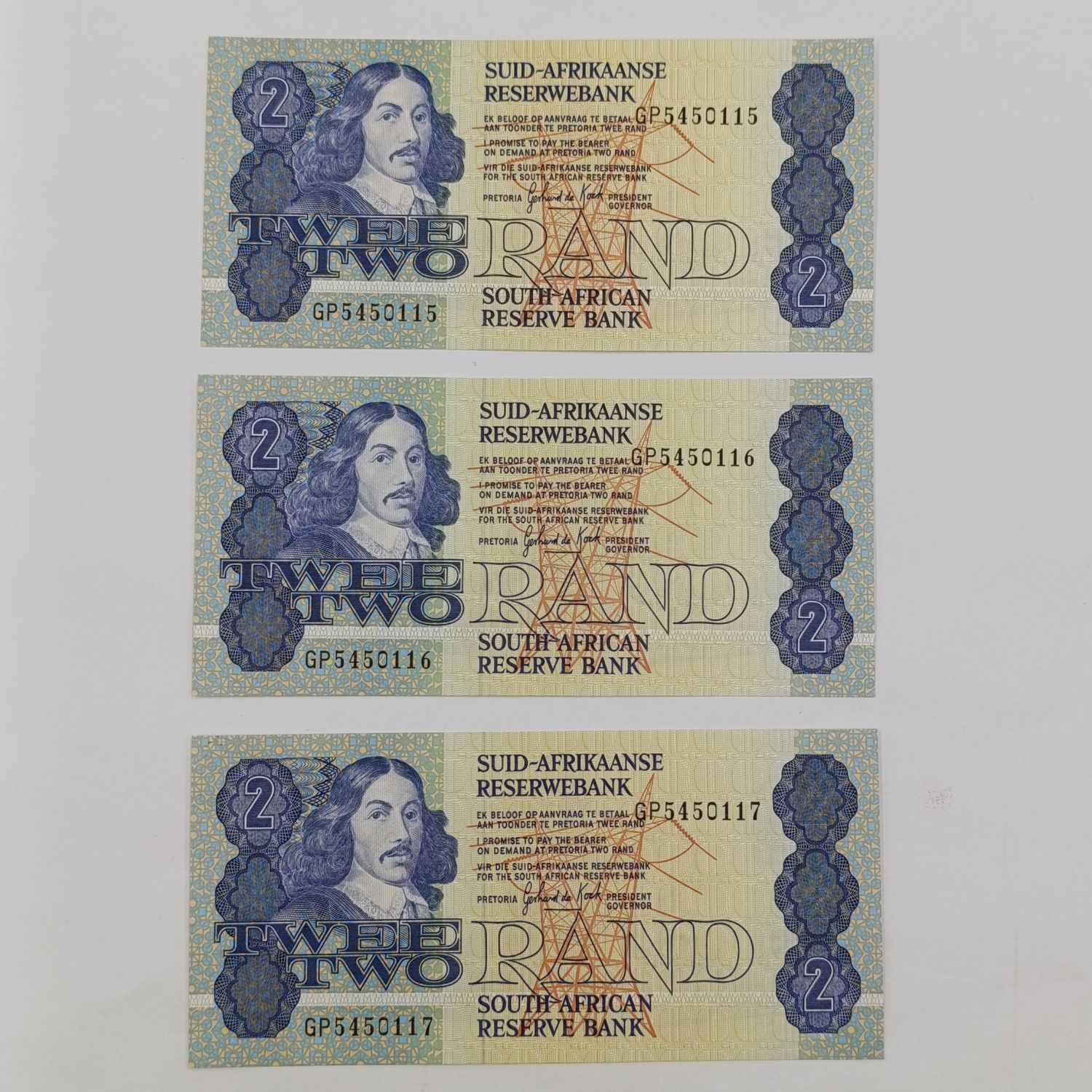 South Africa 3rd Issue GPC de Kock consecutive Lot of 3xR2 banknotes uncirculated