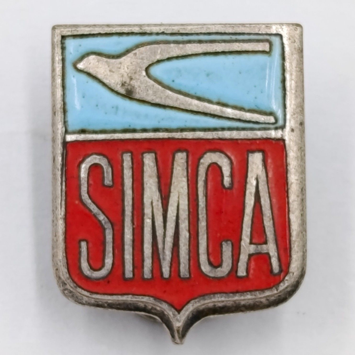 Vintage SIMCA button hole badge