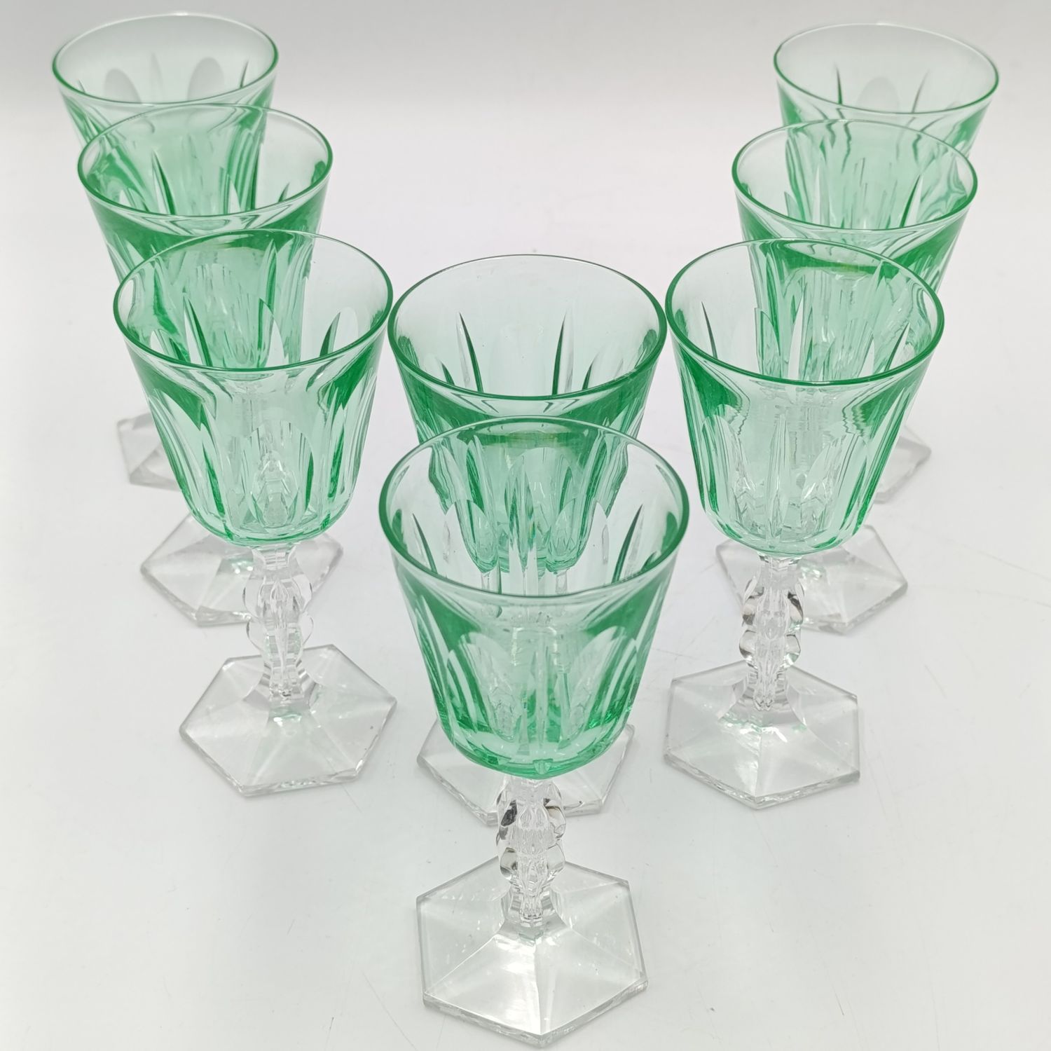 Set of 8 Uranium glass Lemon green glasses - Arte Nouveau