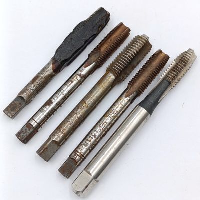 Lot of 9 inside thread cutting bits