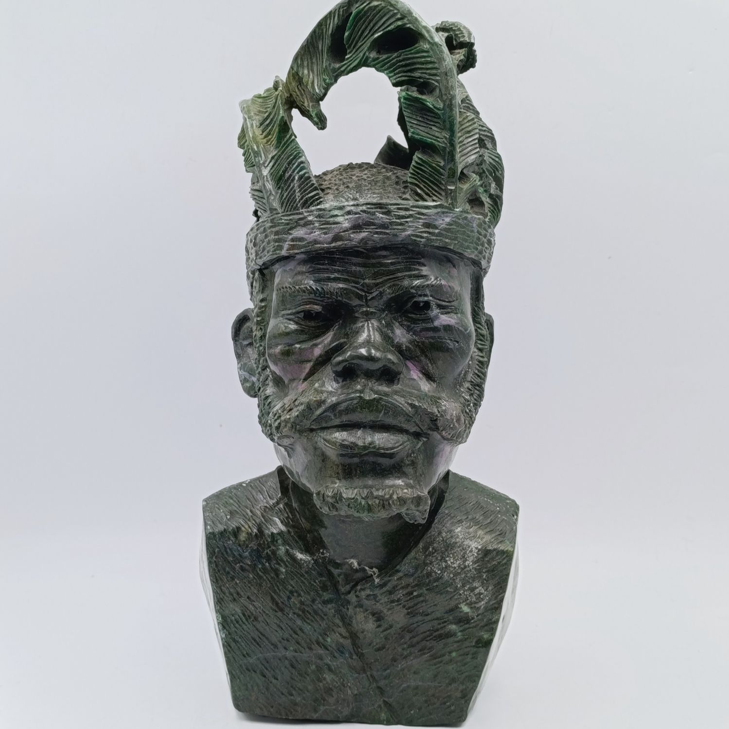 Handcarved Verdite Ndebele Chief bust sculpture - Height 32cm