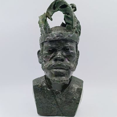 Handcarved Verdite Ndebele Chief bust sculpture - Height 32cm