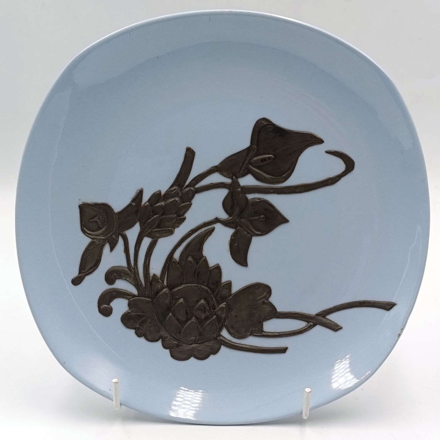 Vintage Johnson Brothers Blue Horizan plate with pewter overlay flowers