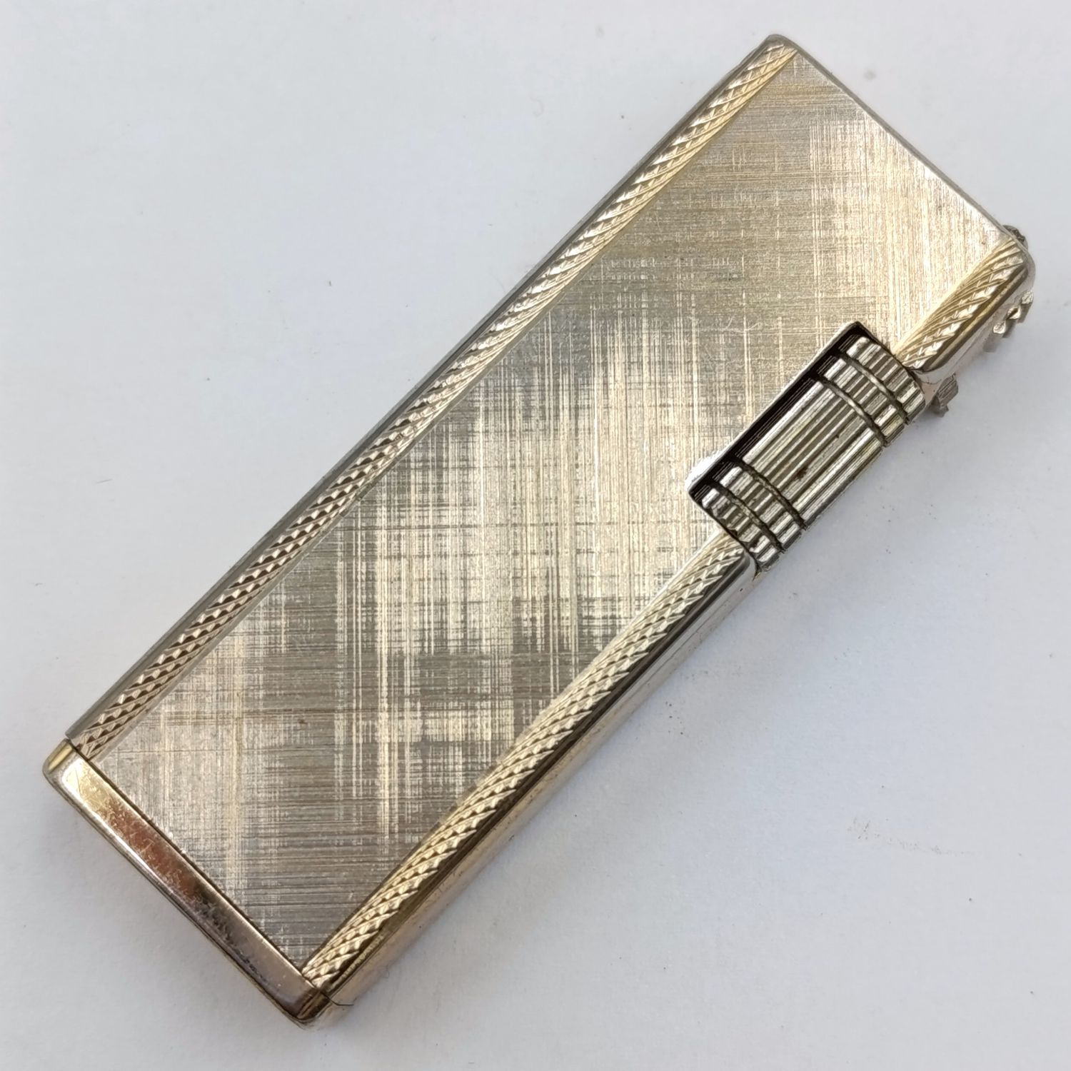 Vintage Ruslite pocket lighter - working