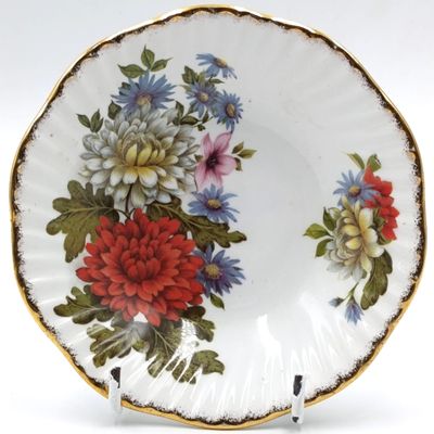 Vintage Elizabethan Staffordshire porcelain trinket bowl