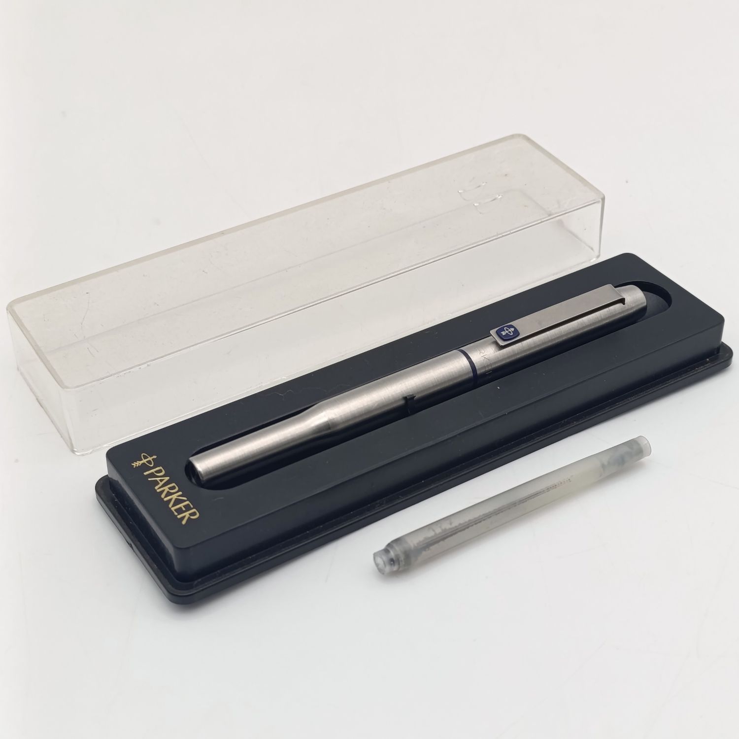 Vintage Parker fountain pen in case