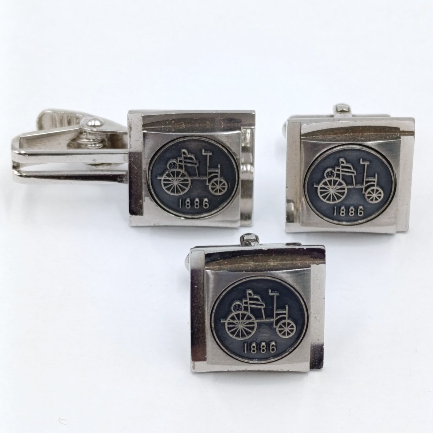 1886 Benz first car set of cufflinks and tie clip