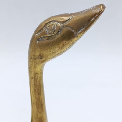 Vintage brass swan figurine - 18cm High