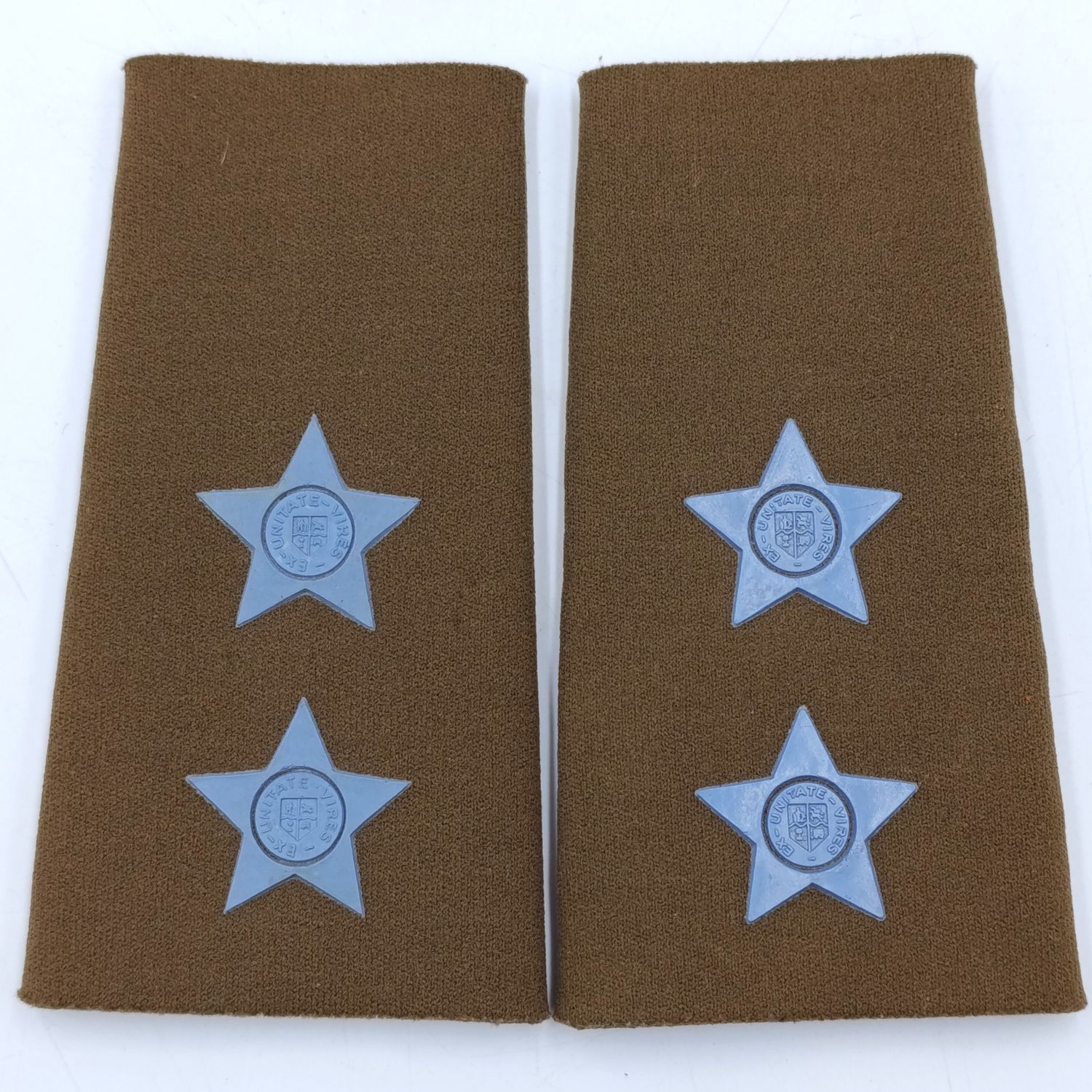 Pair of SA Air Force Lieutenant rank epaulette