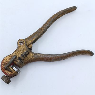 Vintage Somax No.250 saw set pliers