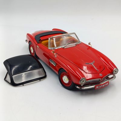 Revell BMW 507 die-cast model car with extra hard top roof - scale 1/18