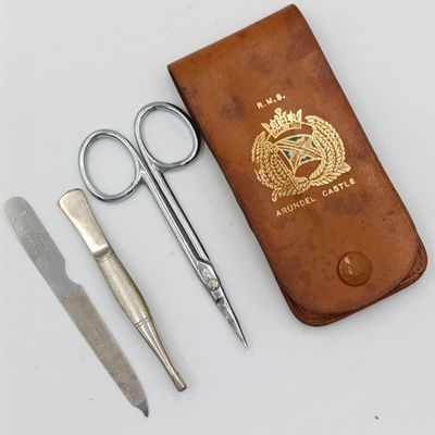 Vintage RMS Arundel Castle leather pouch with nail care tools