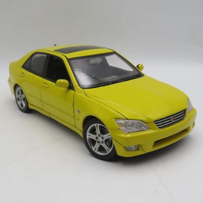 AutoArt Toyota Altezza RS200 die-cast model car - front and rear bumper damaged - Scale 1/18