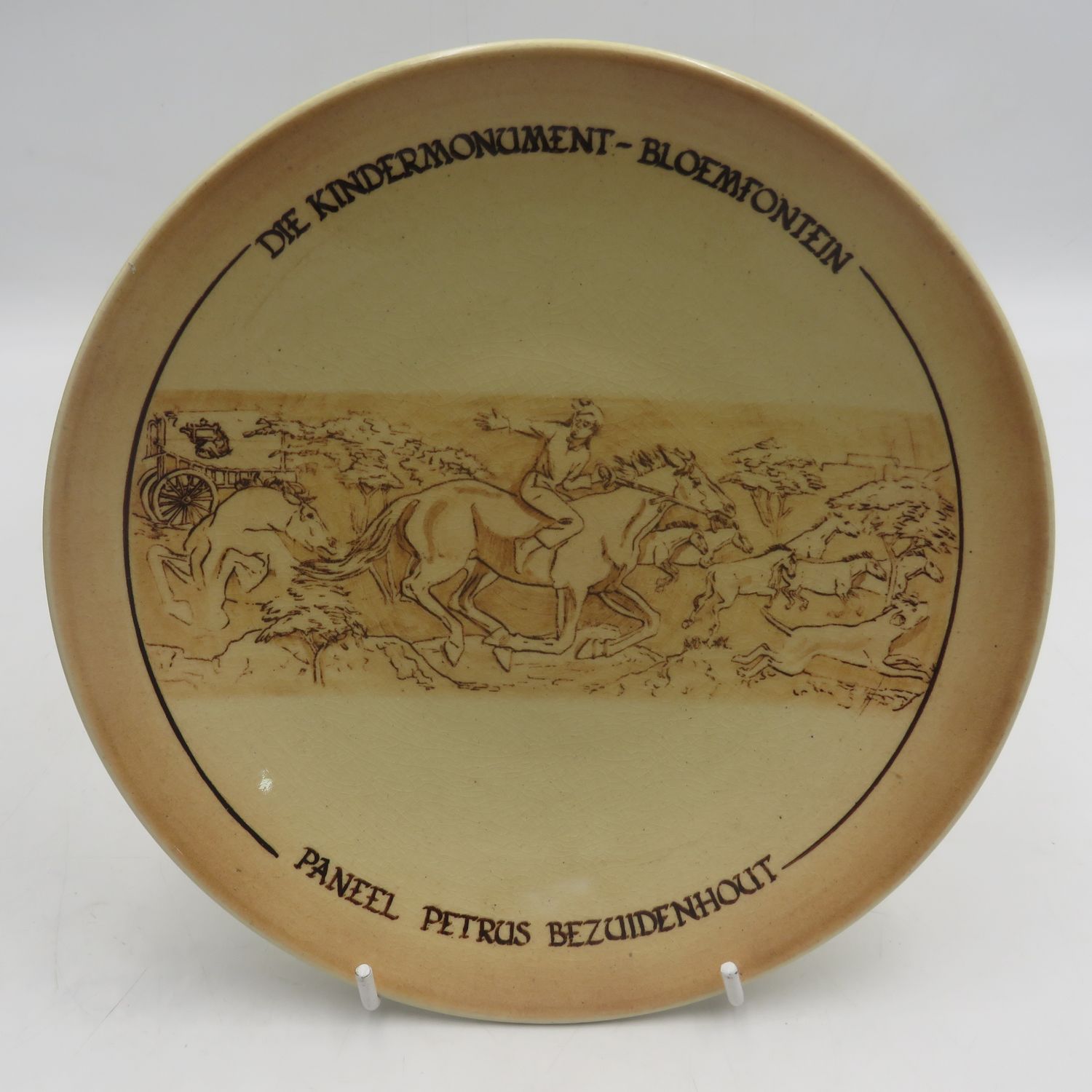 Die kindermonument - Bloemfontein - Paneel Petrus Bezuidenhout porcelain plate - Drostdy ware