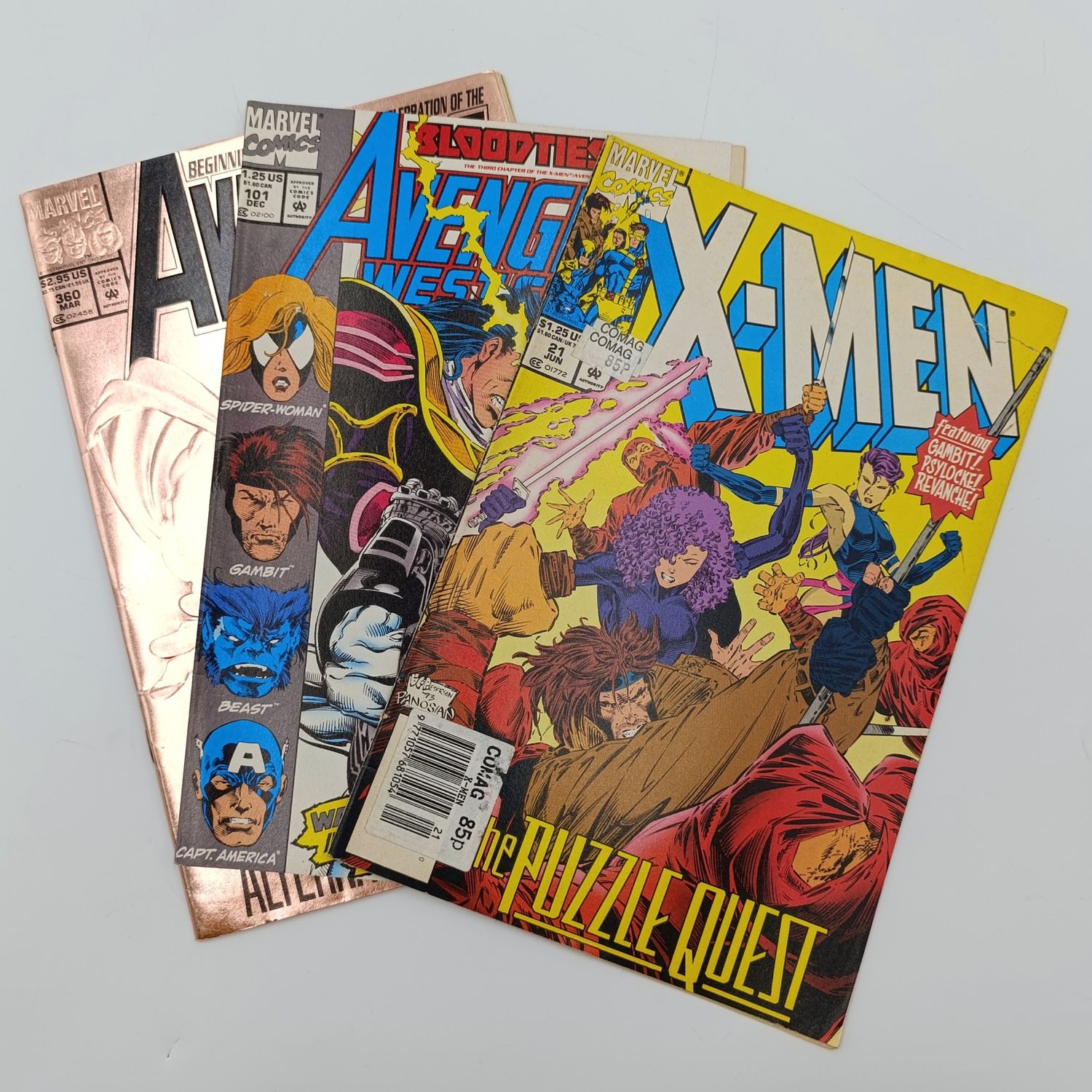 Lot of 3 vintage Marvel comics - 1993 issues - X-Men, Avengers