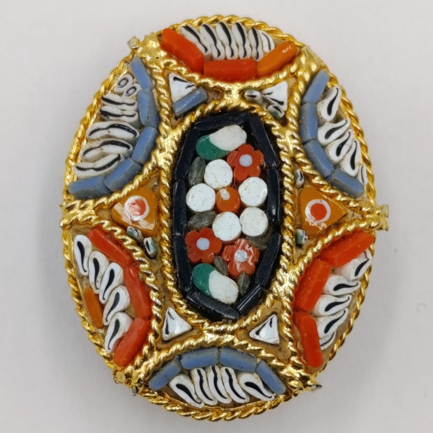 Italian vintage Millifiori brooch