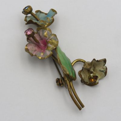 Vintage enameled flower brooch