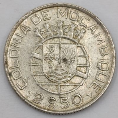 1942 Mozambique 2$50 silver Escudo coin XF+