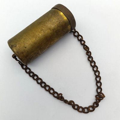 Antique brass tinder box (Tonteldoos)