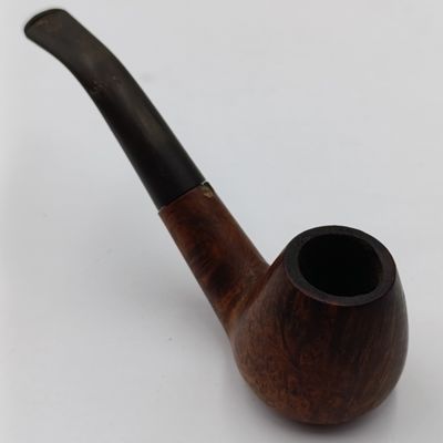 Vintage Peterson of Dublin smoking pipe - small chip