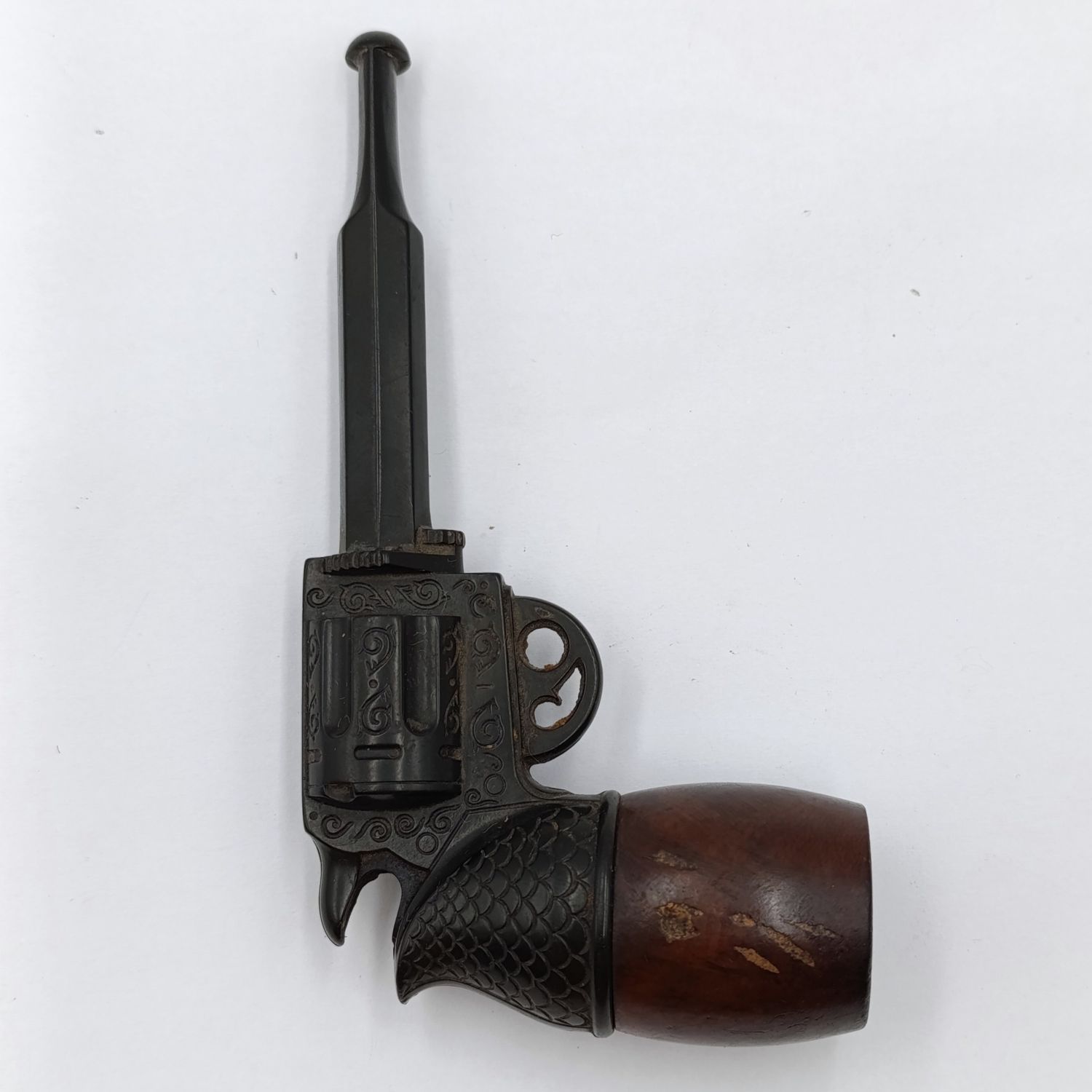 Vintage Revolver shaped smoking pipe