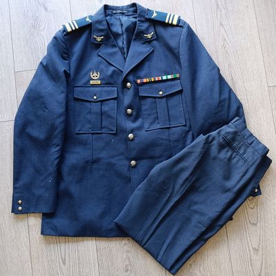 SA Air Force Lieutenant Colonel uniform with Command and Control badge - Tunic and trousers with nametag Dalziel