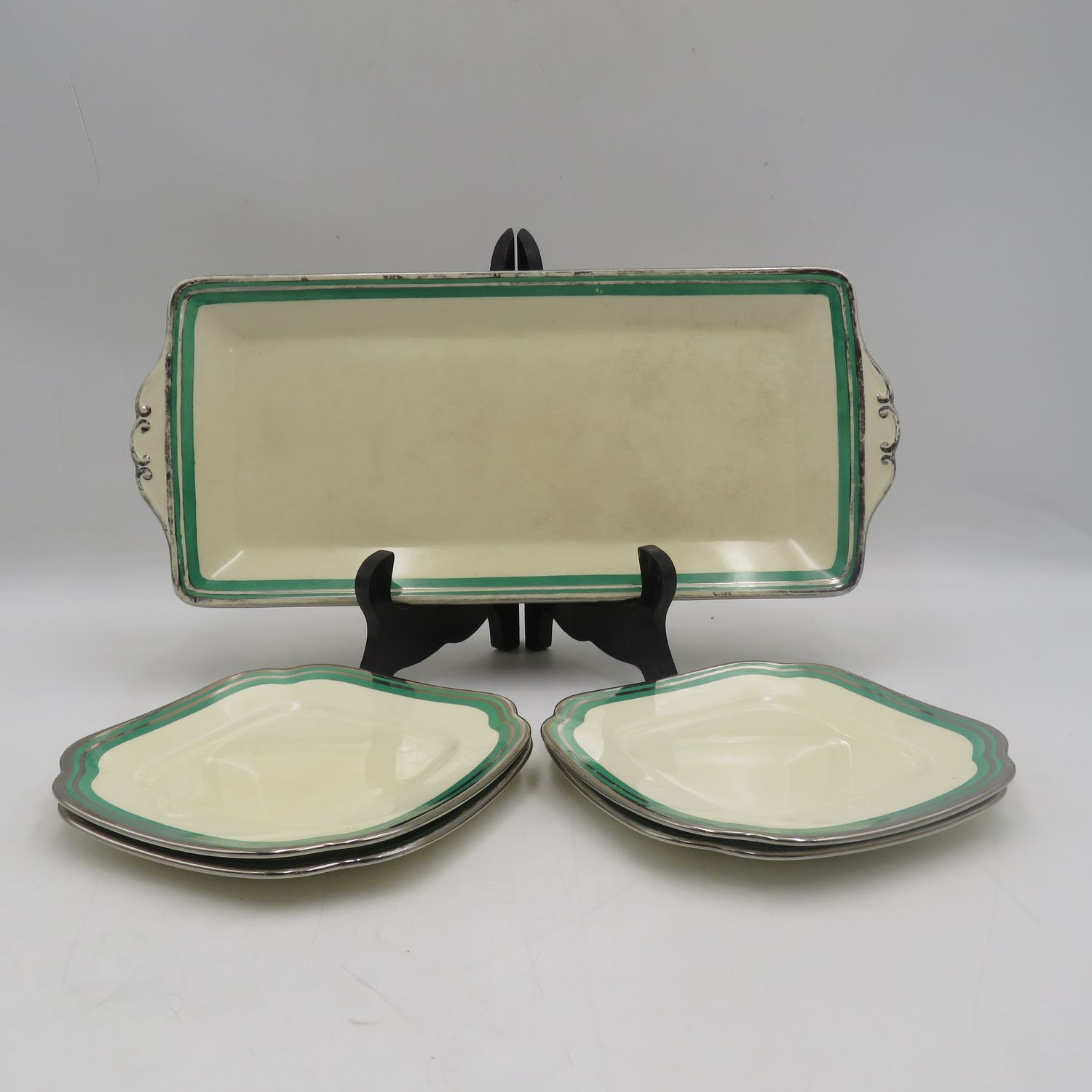 Set of 5 vintage Spode&#39;s Royal Jasmine cake plates - 1 Serving plate, 4 side plates