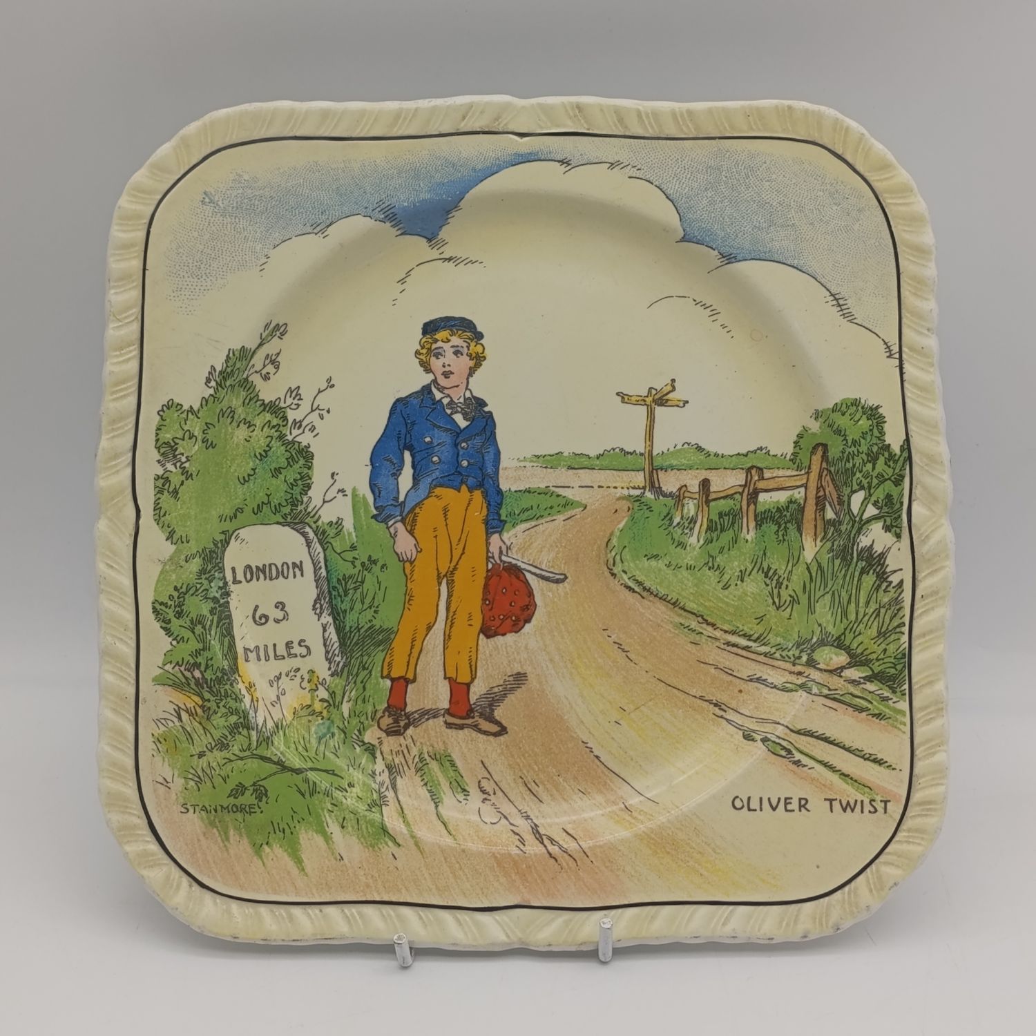 Vintage Alfred Meakin Dickens Characters Oliver Twist porcelain plate