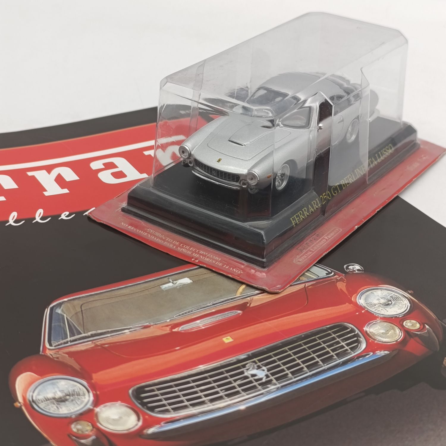 1962 Ferrari 250 GT Berlinetta Lusso die-cast model car - scale 1/43