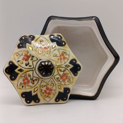 Zimbabwean handpainted porcelain trinket holder with lid - marked UVC103 by Cris
