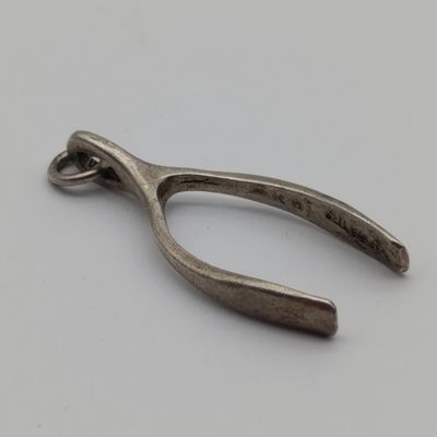 Sterling silver wishbone charm - weighs 2.5g
