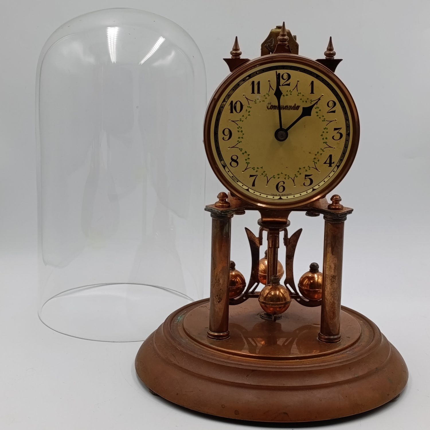 Vintage Commando 400 day anniversary dome clock with glass dome - suspension wire broken - height 28cm
