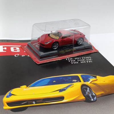 2009 Ferrari 458 Italia die-cast model car - scale 1/43