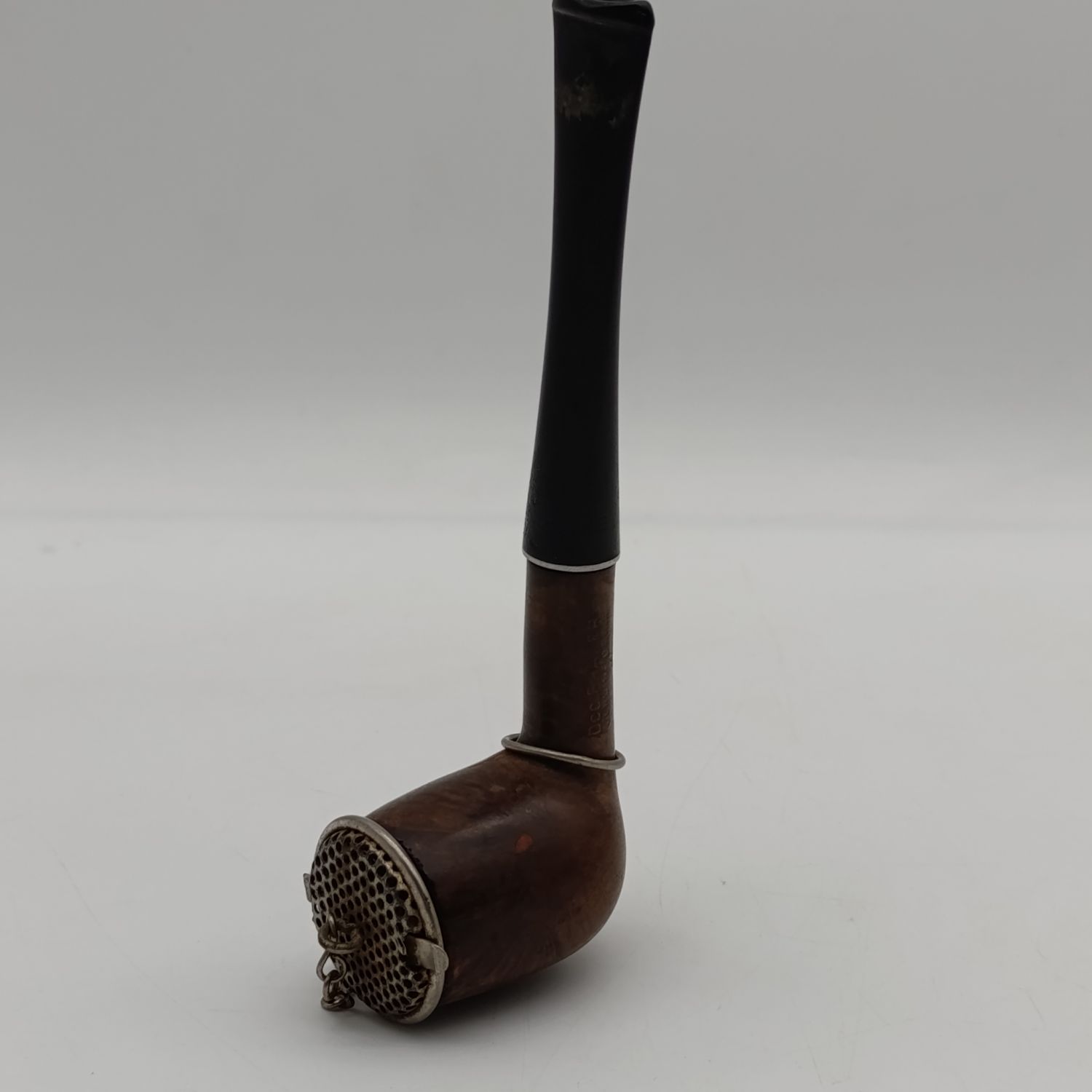 Vintage Doc Frazer smoking pipe with cap