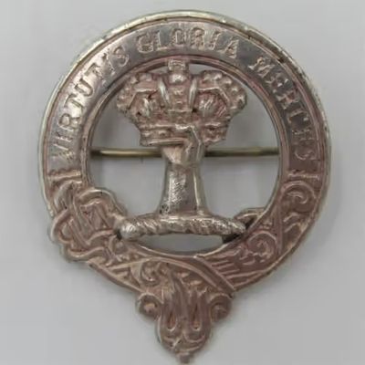 Sterling silver Robertson clan Scottish brooch