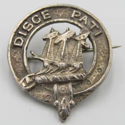 Antique hallmarked sterling silver Scottish Duncan clan brooch