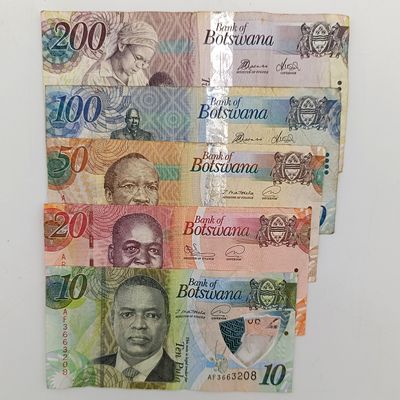 Botswana set of 5 banknotes 10,20,50,100,200 Pula - Currency value about R 500