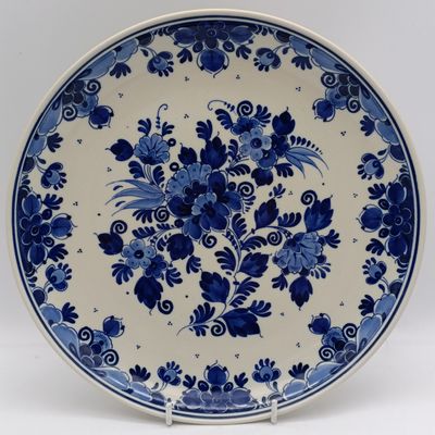 Vintage hand painted Delft Blauw porcelain plate - diameter 26.5 cm