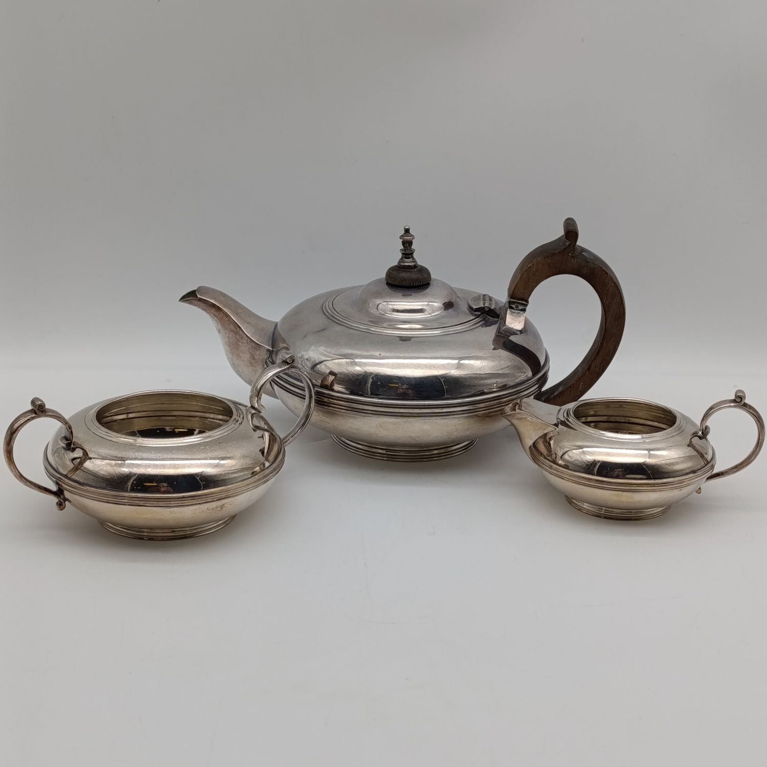 Vintage Mappin and Webb Arte Deco style, teapot, milk jug and sugar bowl