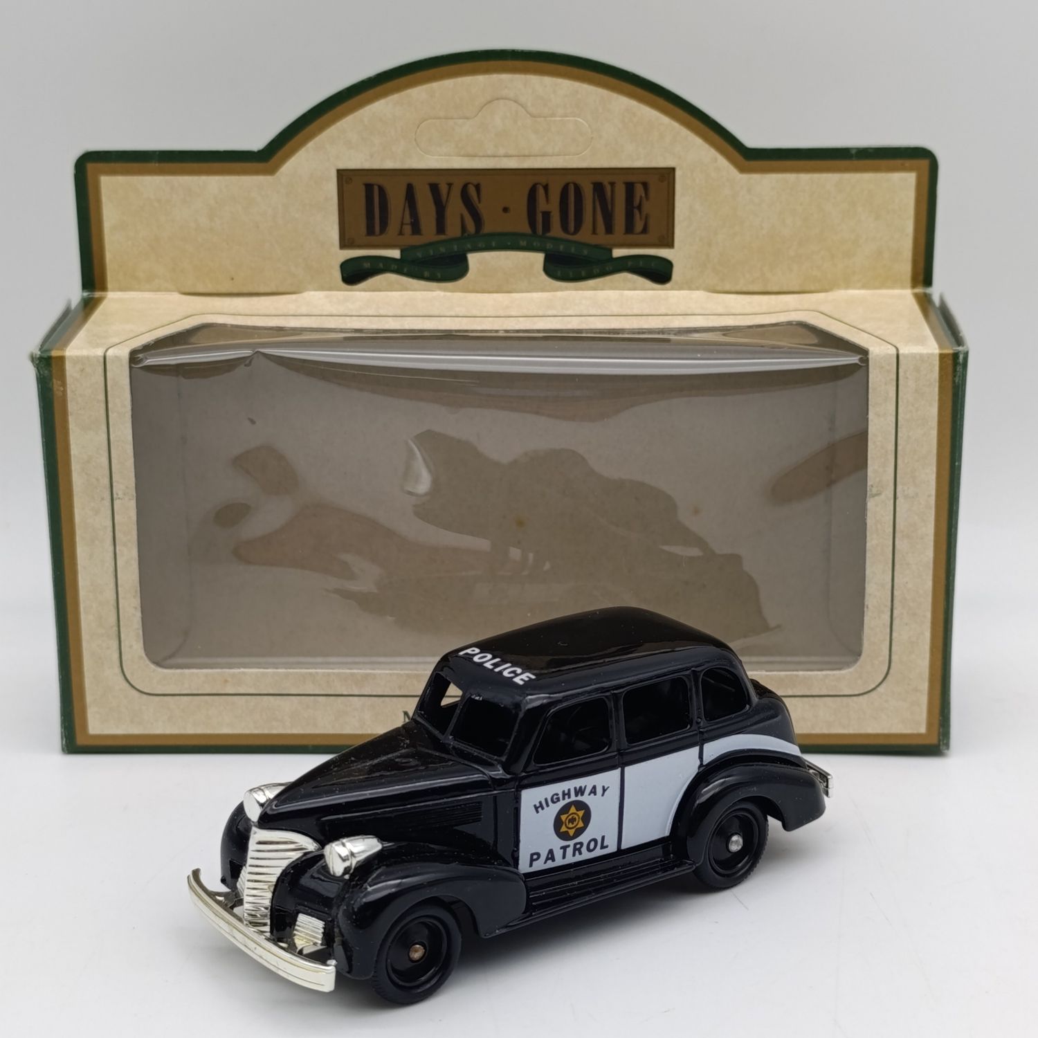 Lledo 1939 Chevrolet Highway Patrol Police car die-cast model in box