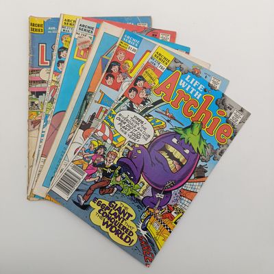 Lot of 6 vintage life with Archie comics