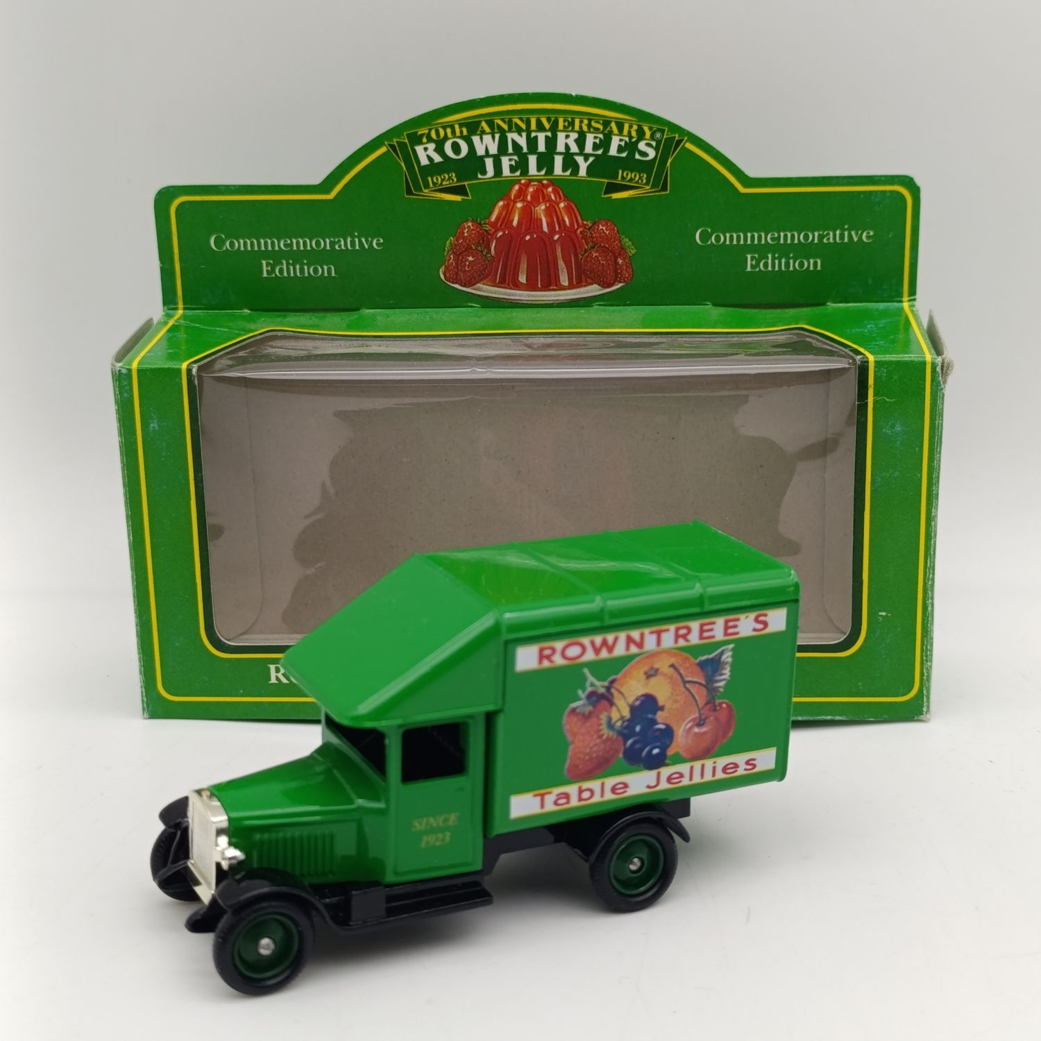 Lledo 1935 Morris Rowntree's Table Jellies die-cast delivery van model in box