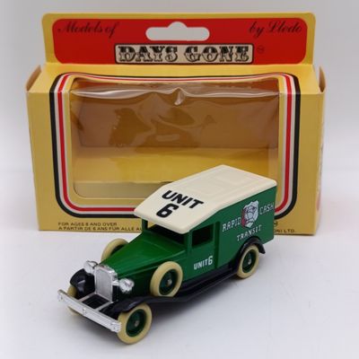 Lledo 1936 Packard Rapid Cash transit advertising die-cast model car in box