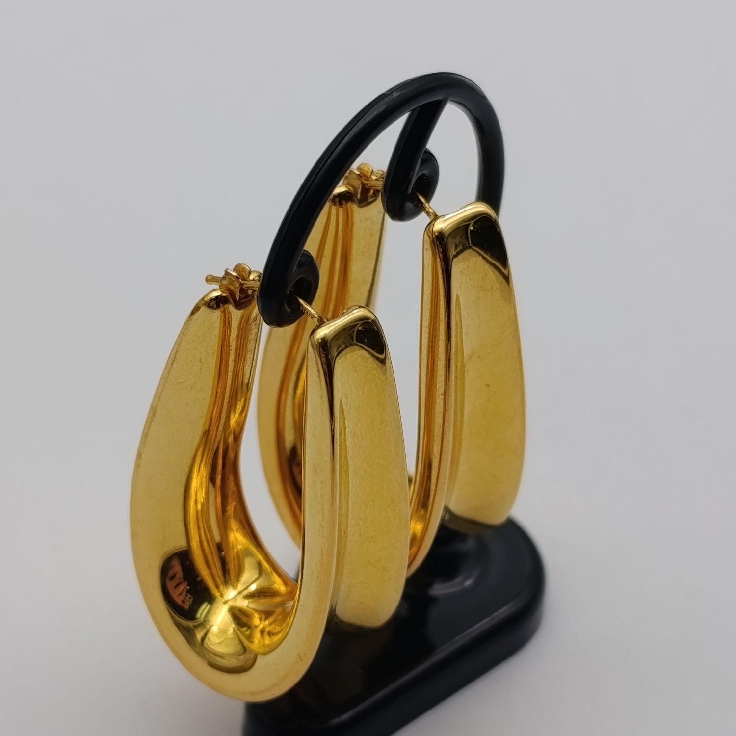 ORO Nuovo 14kt Gold Electroformed over resin elongated hoop earrings - bought for $149 in 2015 - weighs 10.7g
