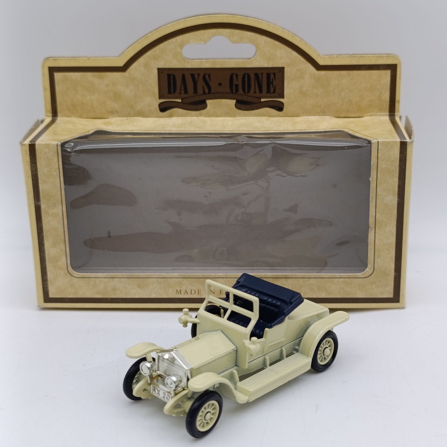LLedo 1907 Rolls-Royce Silver Ghost Coupe die-cast model car in box