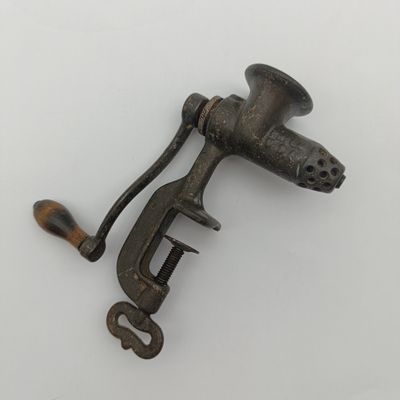 Vintage Enterprise No. O mincer